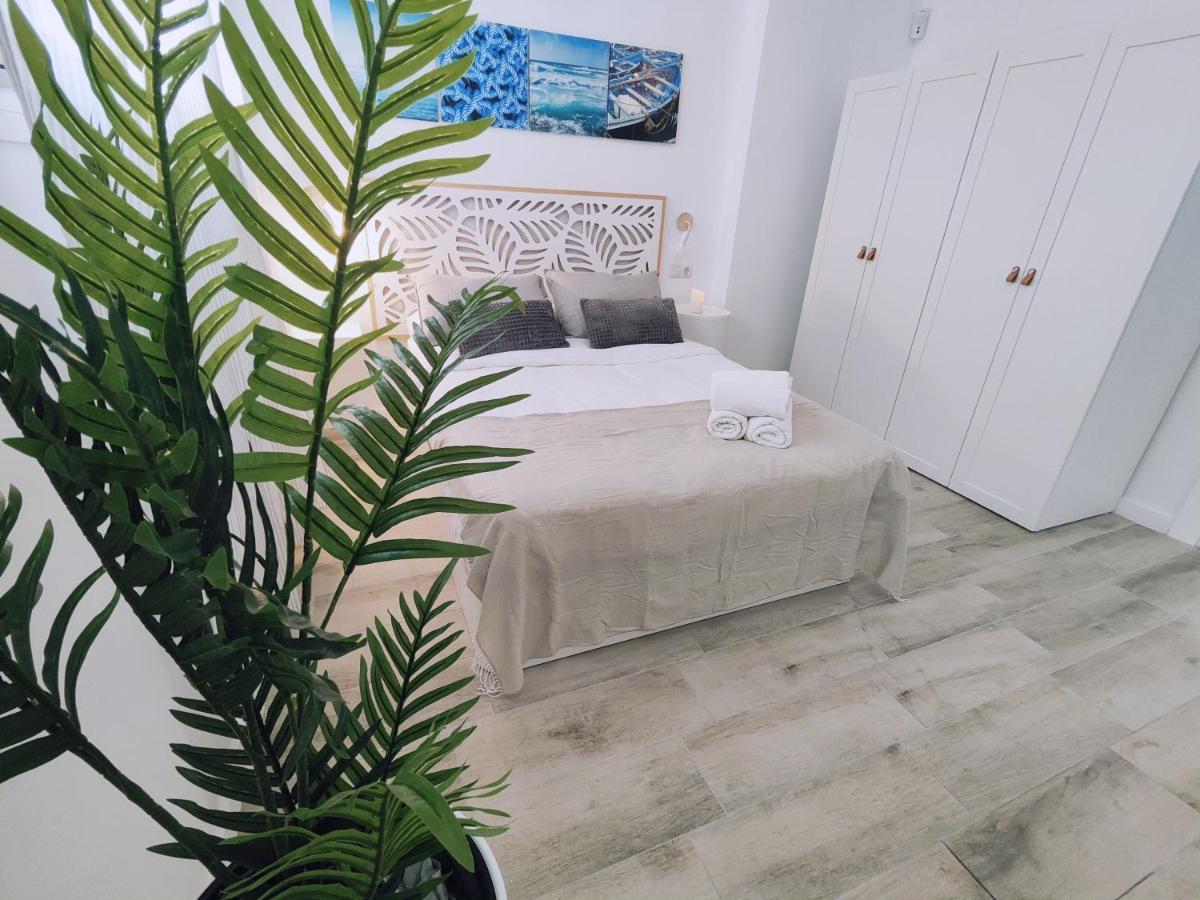 La Victoria Suites Малага Экстерьер фото