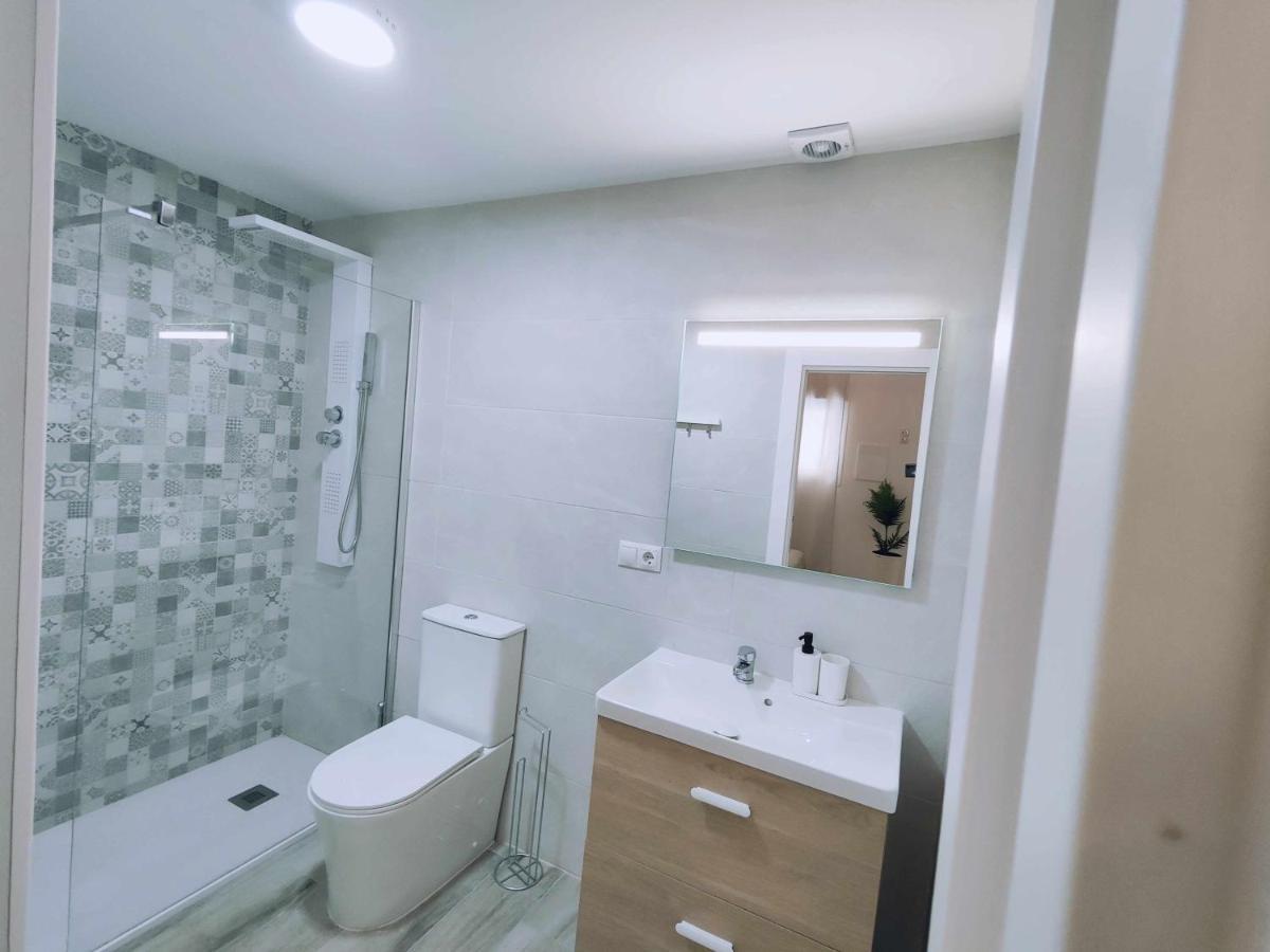 La Victoria Suites Малага Экстерьер фото